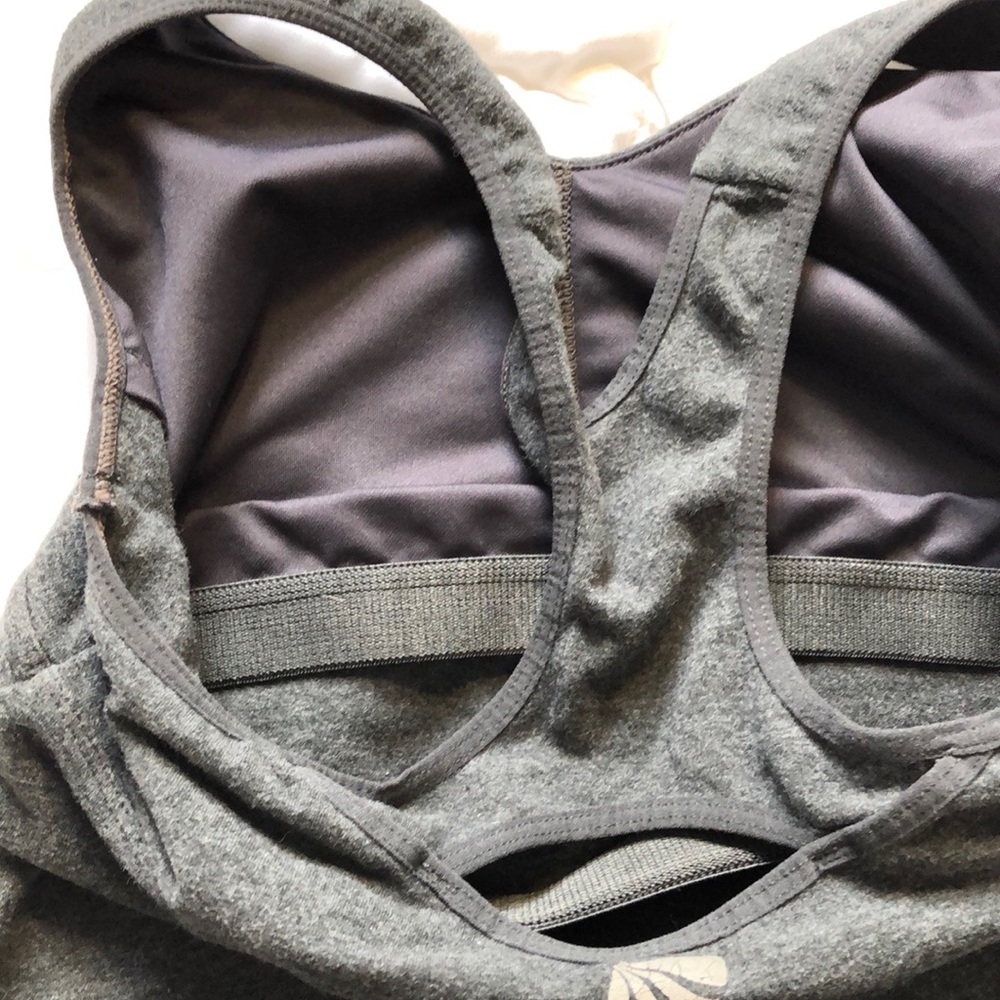 Workout tank - Picture 5 of 5